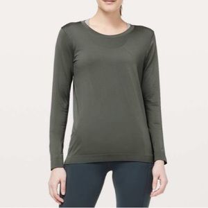 Lululemon Swiflty Tech (Breeze) *Relaxed Fit -Grey Sage